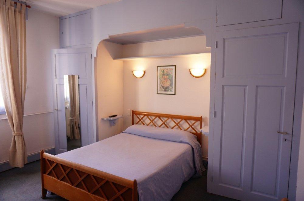 Logis Hotel Des Messageries Арбуа Экстерьер фото